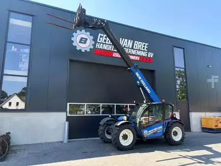 Telescopic forklift rigid 2013  New Holland LM5030 (18)