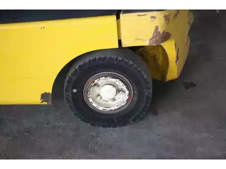 LPG VZV 2011  Yale GLP16VX (15)