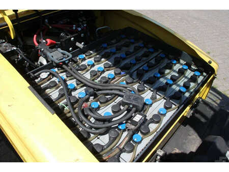 Eléctrico - 4 rodas 2013  Hyster J2.5XN (18)