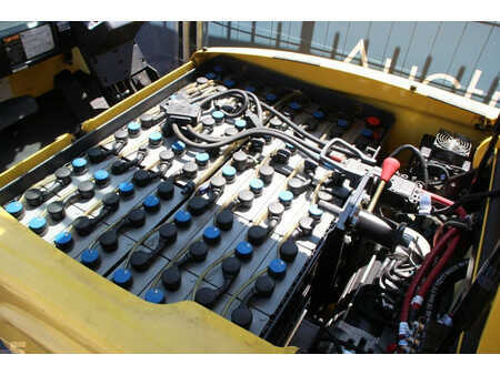 Eléctrico - 4 rodas 2013  Hyster J2.5XN (19)