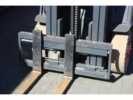 Elektro 4 Rad 2015  Linde E25-01 (10)