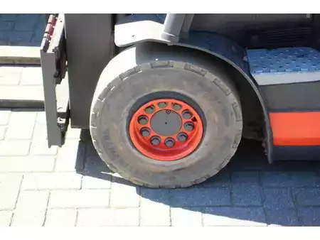 Elektro 4 Rad 2015  Linde E25-01 (16)