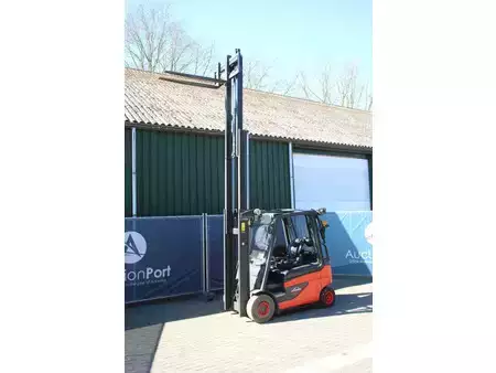 Elektro 4 Rad 2015  Linde E25-01 (30)