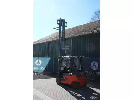 Elektro 4 Rad 2015  Linde E25-01 (32)