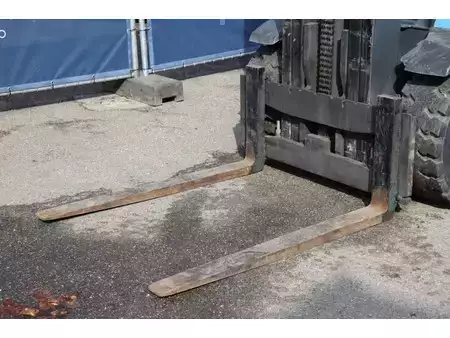 Treibgasstapler 2009  Linde H25T (10)