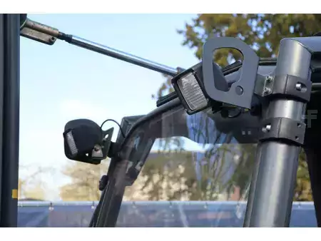 Treibgasstapler 2009  Linde H25T (12)