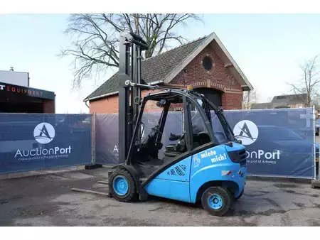 Treibgasstapler 2009  Linde H25T (3)