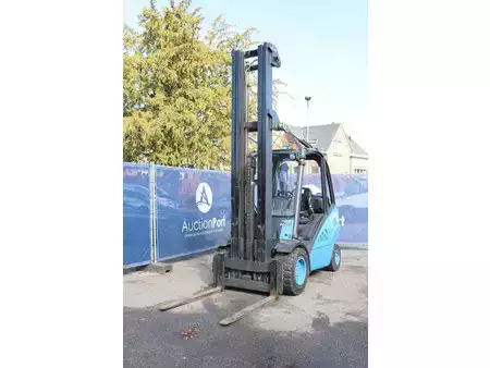 Treibgasstapler 2009  Linde H25T (9)