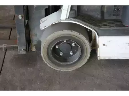 Chariots électriques à 4 roues 2018  Unicarriers AG2N1L18Q (14)