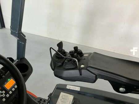 Sähkö - 4 pyör 2020  Toyota 8FBE16T (11)