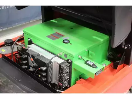 Elektromos 4 kerekű 2021  EP Equipment EFL252 (24)