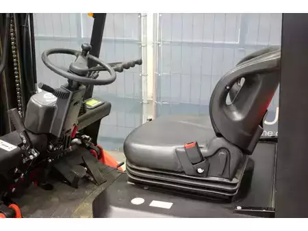 Elektromos 4 kerekű 2021  EP Equipment EFL252 (28)