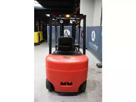 Elektromos 4 kerekű 2021  EP Equipment EFL252 (4)