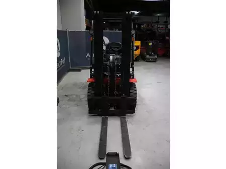 Elektromos 4 kerekű 2021  EP Equipment EFL252 (7)