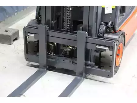 Elektrisk- 4 hjul - Linde E14 (10)