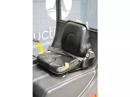 Elektrisk- 4 hjul - Linde E14 (21)