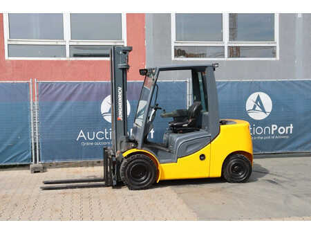 Carrelli elevatori diesel 2015  Jungheinrich DFG435s (1)