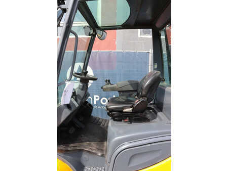 Carrelli elevatori diesel 2015  Jungheinrich DFG435s (21)