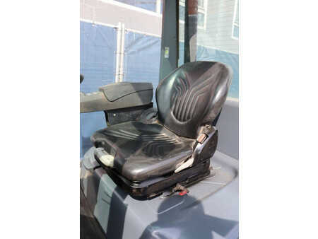 Carrelli elevatori diesel 2015  Jungheinrich DFG435s (26)