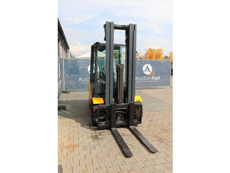 Carrelli elevatori diesel 2015  Jungheinrich DFG435s (6)