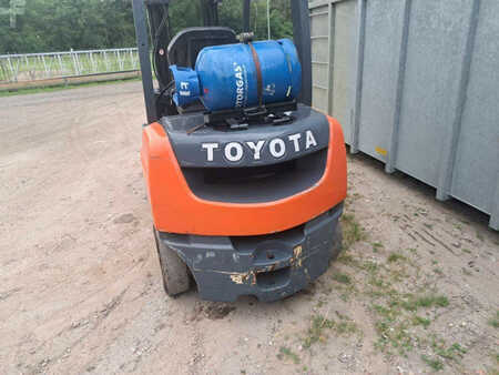 LPG Forklifts 2009  Toyota 02-8FGF 25 (4)