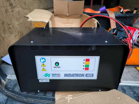 Transpaleta eléctrica 2022  Doosan BPR208-7 EPS (15)