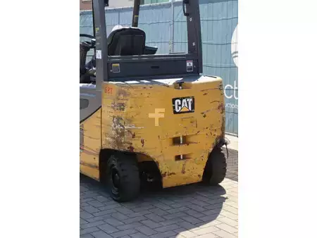 4-wiel elektrische heftrucks - CAT Lift Trucks 2EP5000 (20)