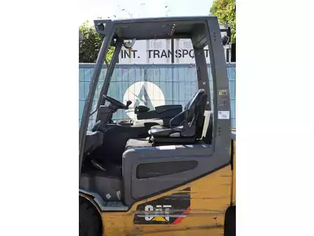 4-wiel elektrische heftrucks - CAT Lift Trucks 2EP5000 (25)