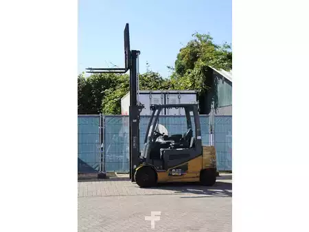 4-wiel elektrische heftrucks - CAT Lift Trucks 2EP5000 (32)