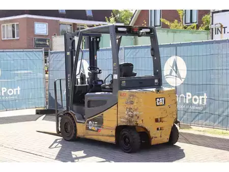 4-wiel elektrische heftrucks - CAT Lift Trucks 2EP5000 (4)