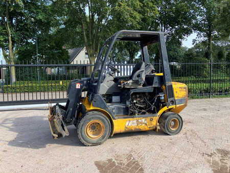 Sollevatori telescopici rigidi 2004  JCB TLT2D (1)