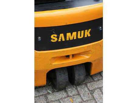 4-wiel elektrische heftrucks 2007  Samuk HJ13 (18)