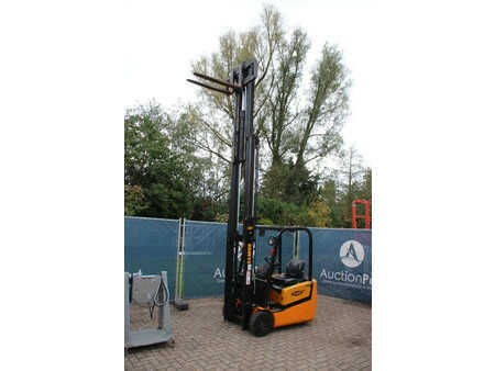 4-wiel elektrische heftrucks 2007  Samuk HJ13 (28)