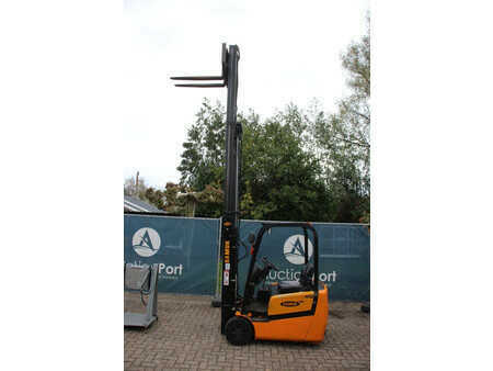 4-wiel elektrische heftrucks 2007  Samuk HJ13 (29)