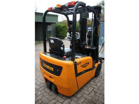 4-wiel elektrische heftrucks 2007  Samuk HJ13 (5)