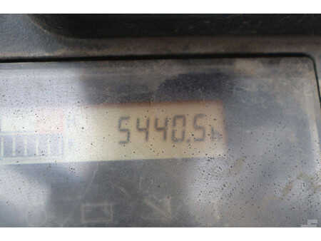 Dieselový VZV 2012  Toyota 02-8FDF30 (31)