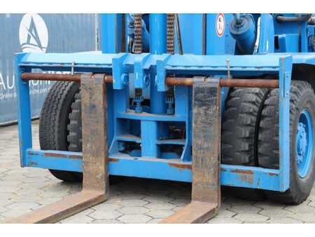 Diesel heftrucks - Clark DCY 160 (11)