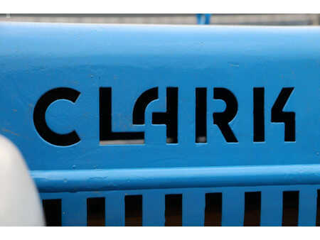 Diesel heftrucks - Clark DCY 160 (14)