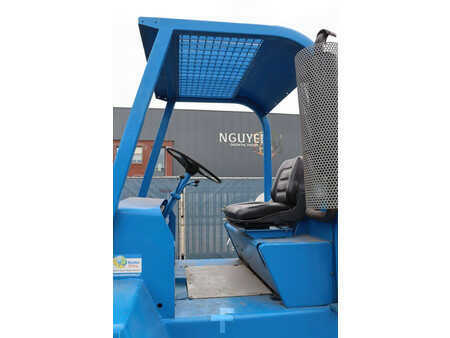 Diesel heftrucks - Clark DCY 160 (19)