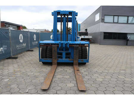 Diesel heftrucks - Clark DCY 160 (8)