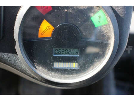 Eléctrica de 4 ruedas 2009  Fenwick E30/03 (25)
