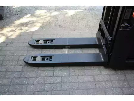 Stacker pedestre 2021  Toyota SWE200D (10)