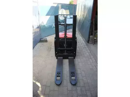 Stacker pedestre 2021  Toyota SWE200D (7)