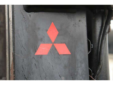 Elektro 4 Rad 2018  Mitsubishi FB35N (11)