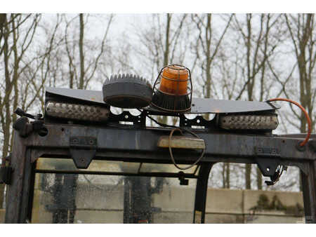 Elektro 4 Rad 2018  Mitsubishi FB35N (16)