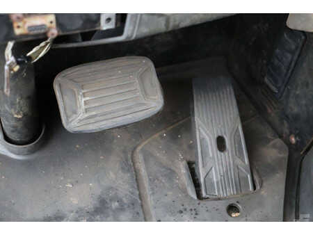 Elektro 4 Rad 2018  Mitsubishi FB35N (23)