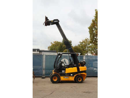 Chariots téléscopiques fixes 2010  JCB 30G (34)