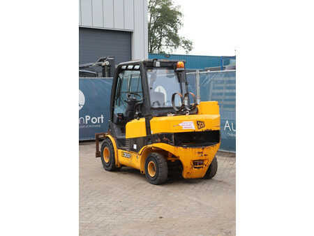 Chariots téléscopiques fixes 2010  JCB 30G (4)