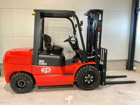 4 Wheels 2025  EP Equipment EFL352 (8)