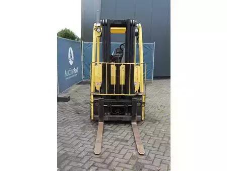 Chariots électriques à 4 roues 2017  Hyster J2.5XN (8)